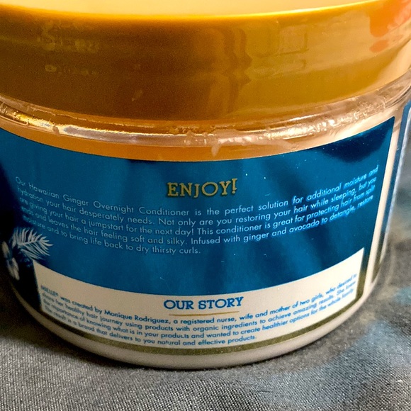 NWT Mielle moisture overnight conditioner. - Picture 3 of 3